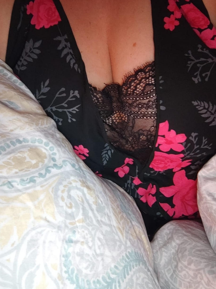 _fiftyshadesofred_ banner image