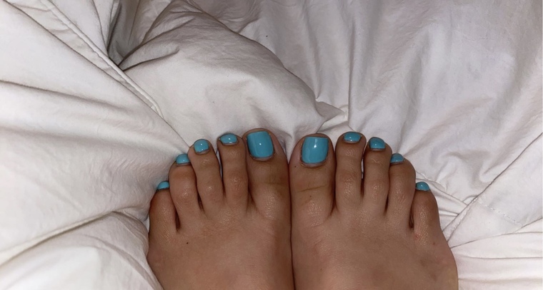 prettyfeet cover image