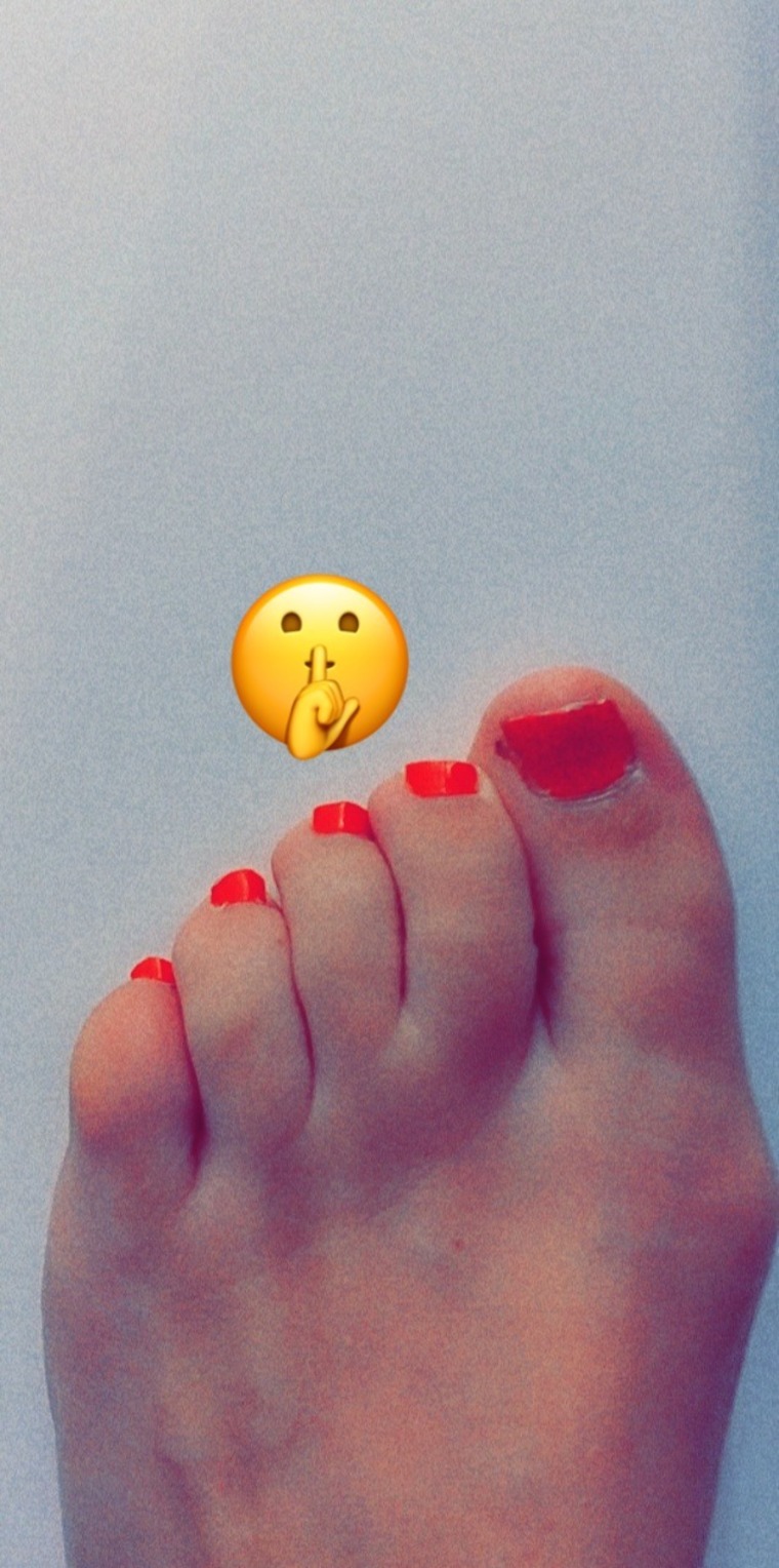 Les petits pieds mais pas que ...😋 cover image