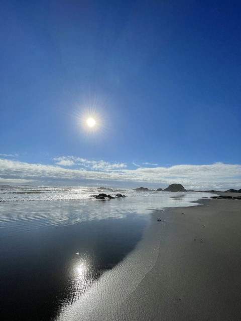 Ang cover image