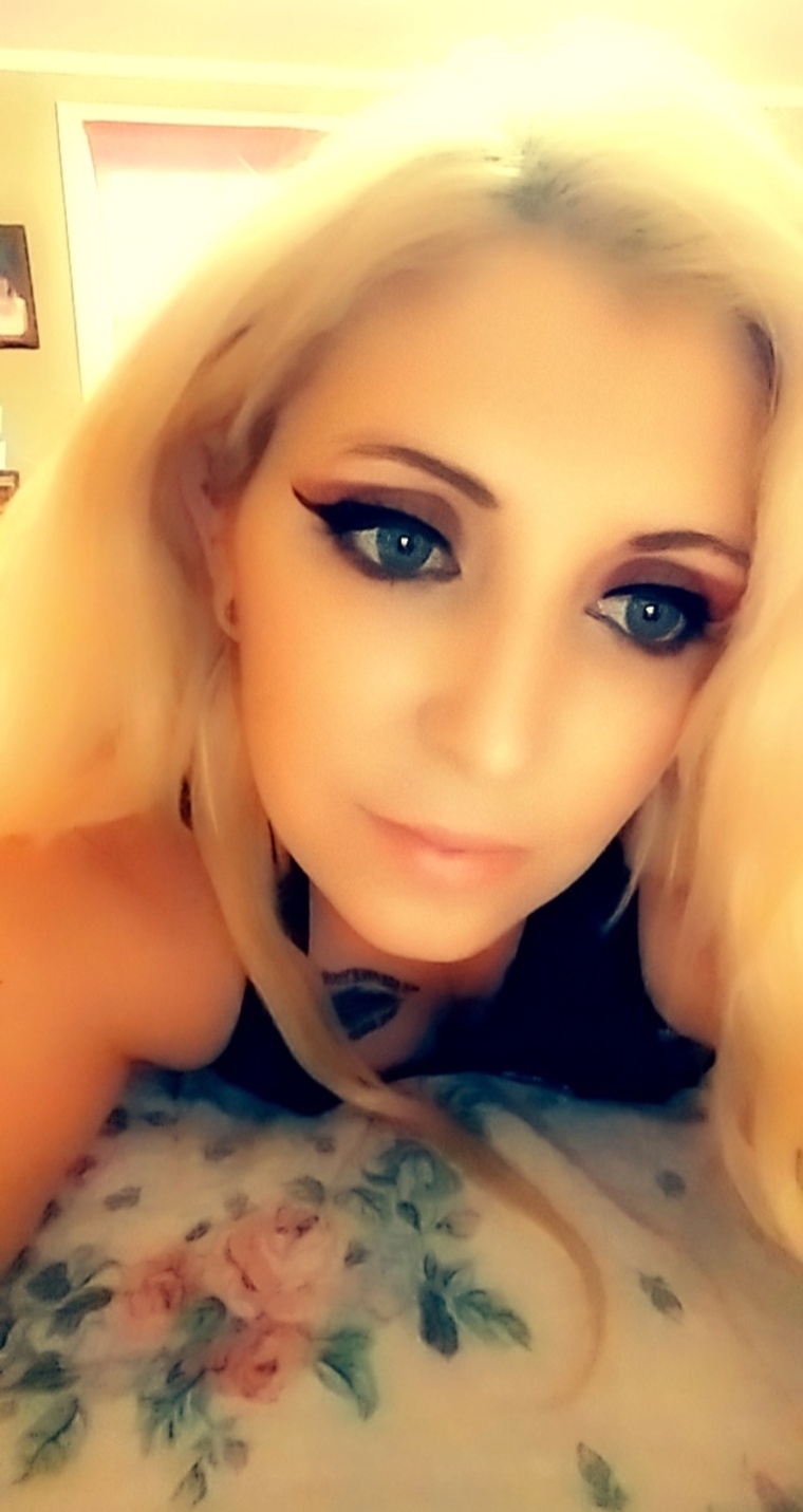 Lisa Rowlands cover image