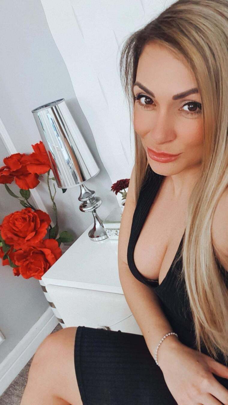 blondedesire cover image