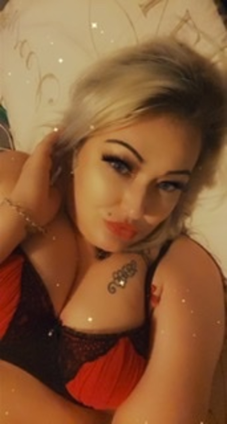 Tight_curvy_Calista cover image