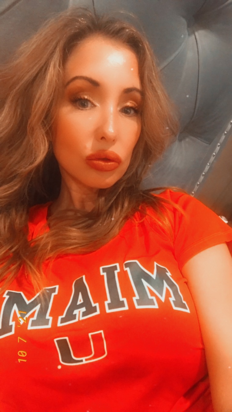 Virginia Lynn banner image