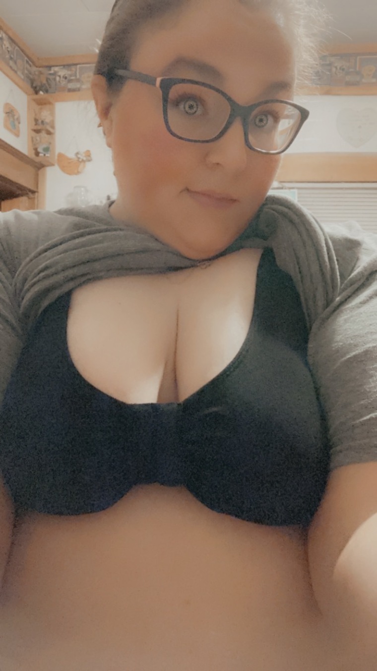 Haileyanna Pickles cover image
