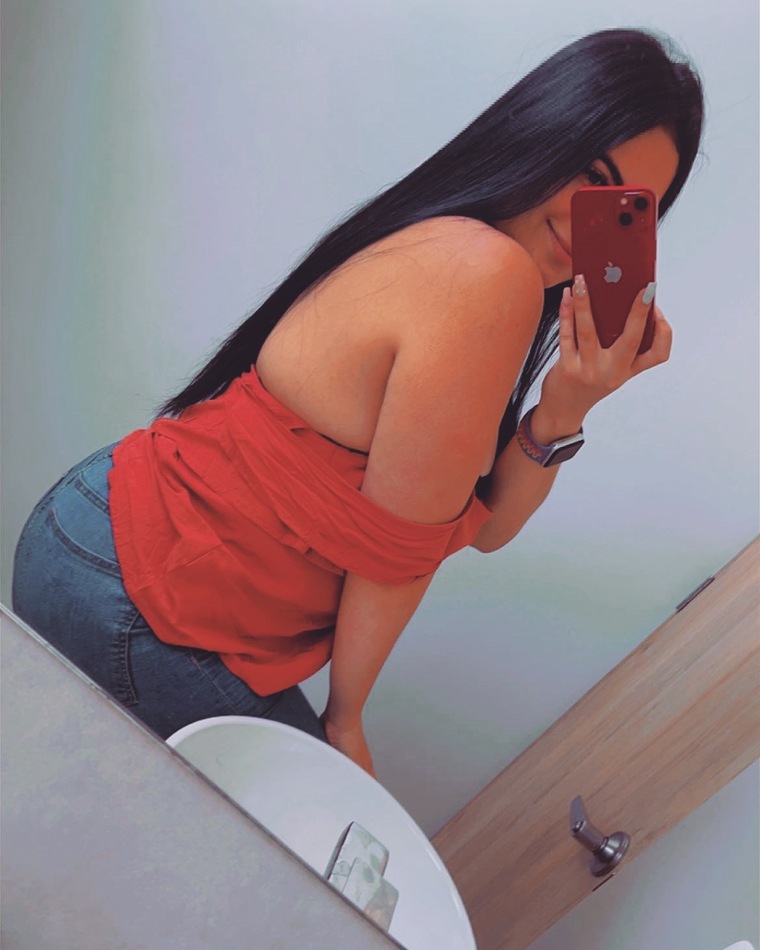 Laura Gomez cover image