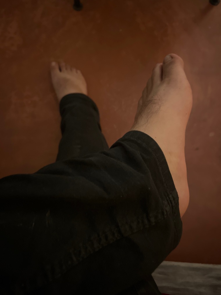Feet LC banner image