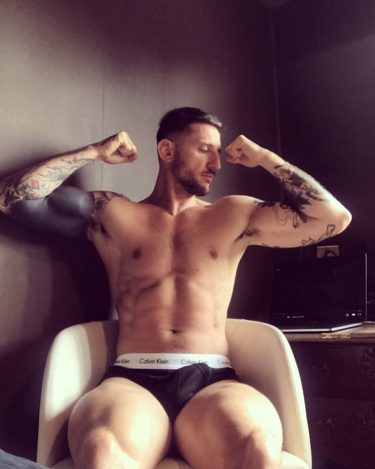 Arnaud cach banner image