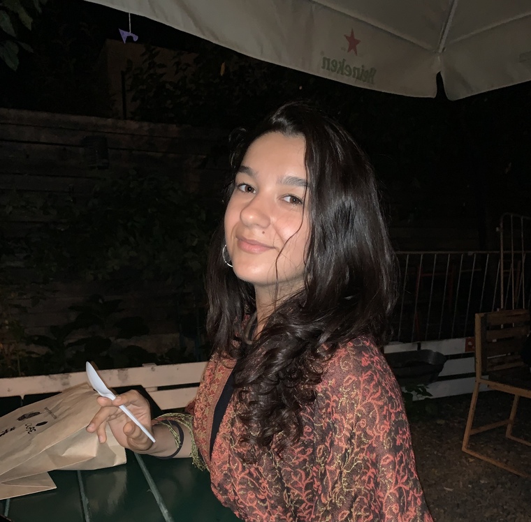 Anita๐๐ banner image