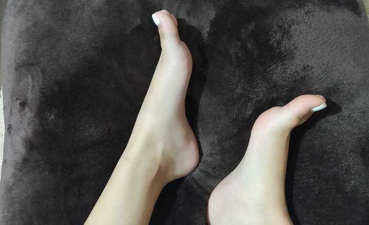 Latin Feet banner image