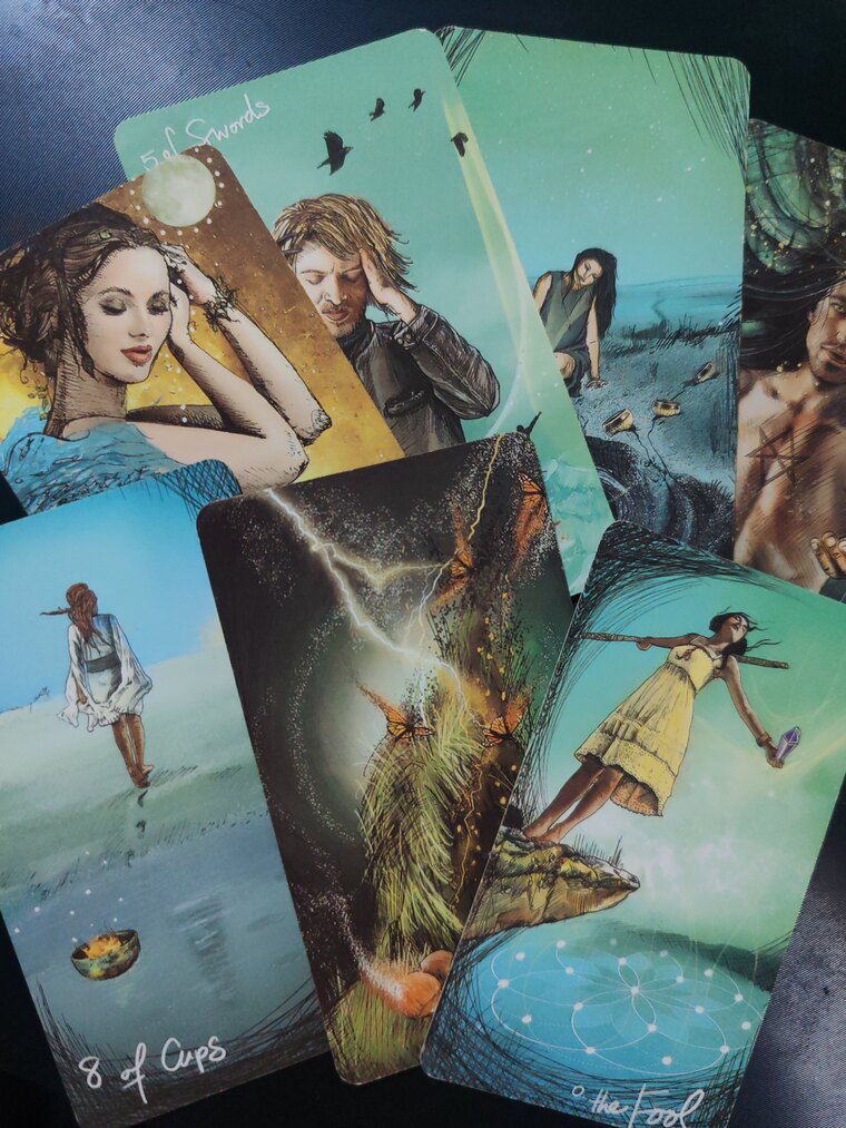 El poder del tarot y el universo cover image