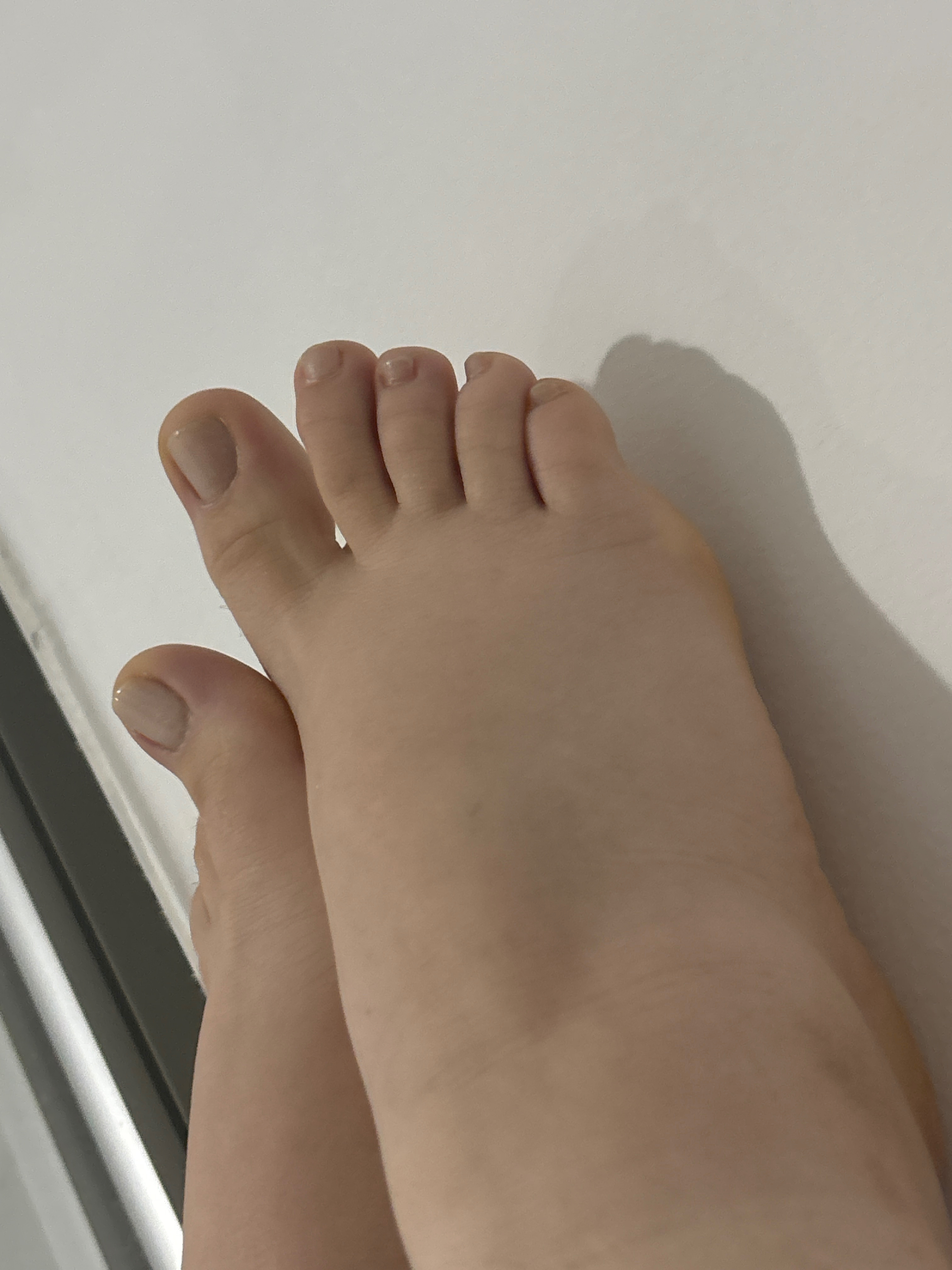Brazilian woman foot banner image