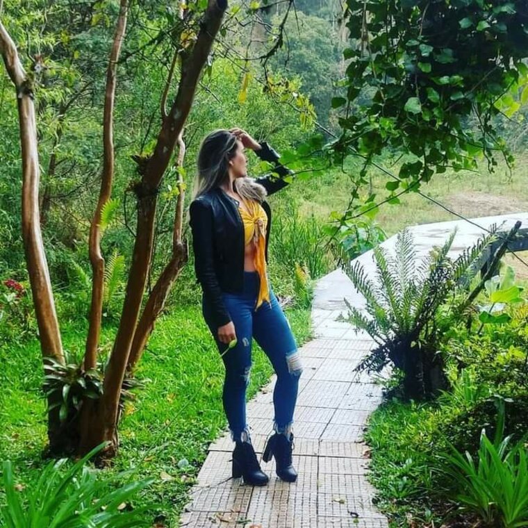 Agatha Alves Fedeles cover image