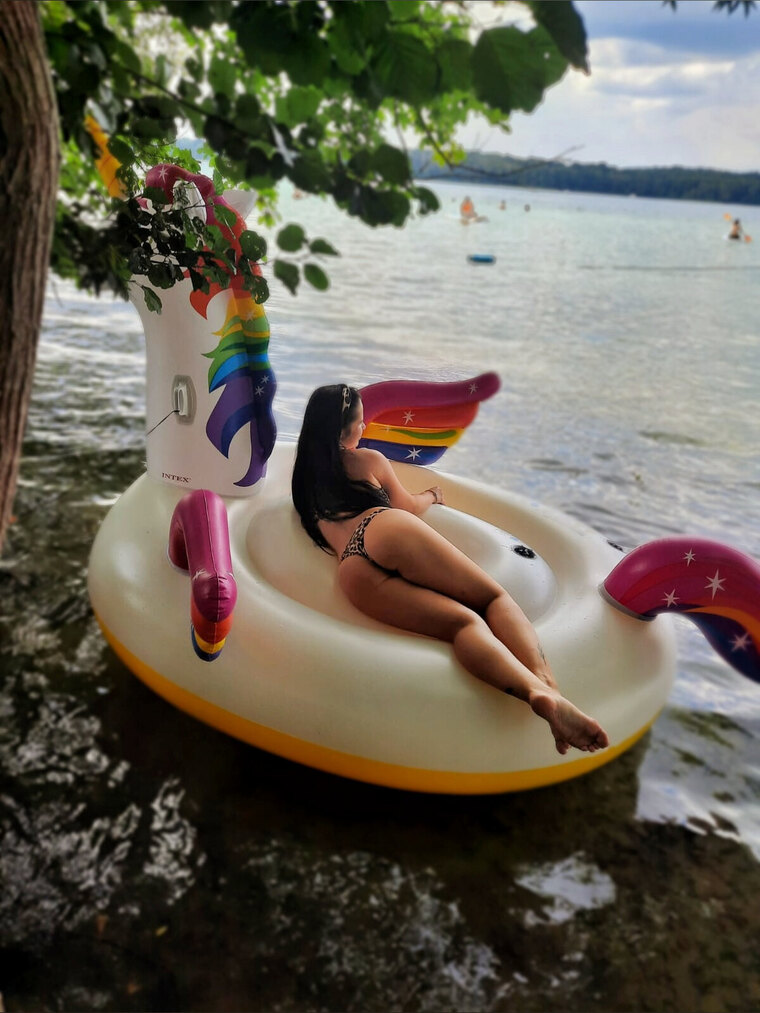 Life of a Вrunette cover image