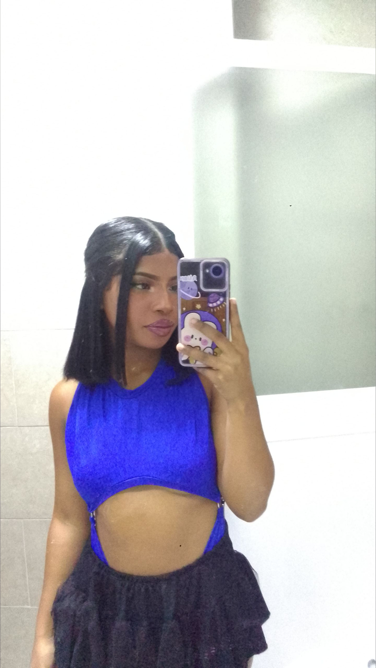 Daniela🤎 cover image