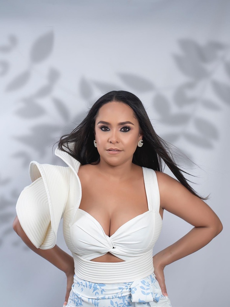 Bella banner image