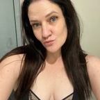 The sexy house worker avatar