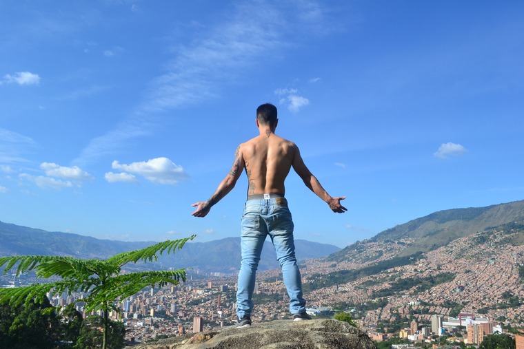 Johann Rivas cover image