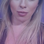 Caroly🔥 avatar