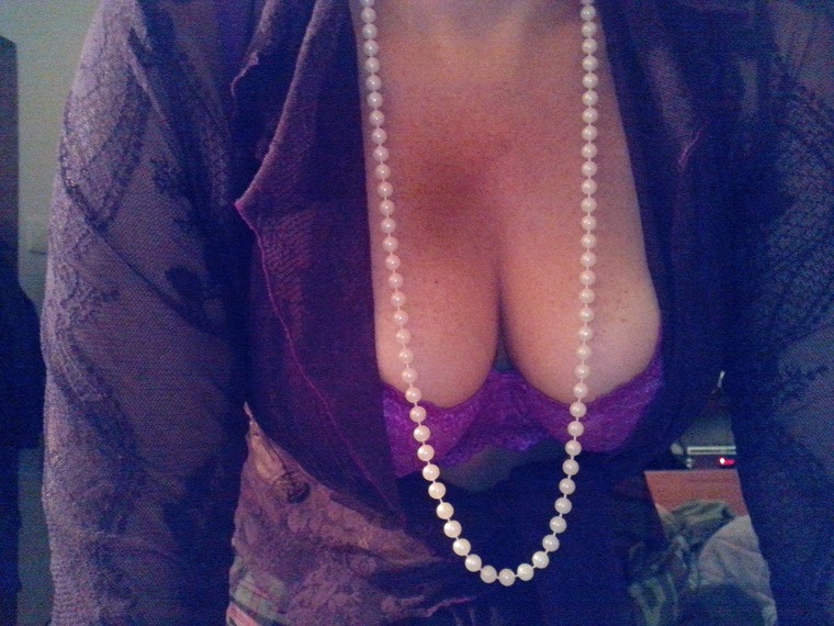 Tempting_Candi_Lee banner image