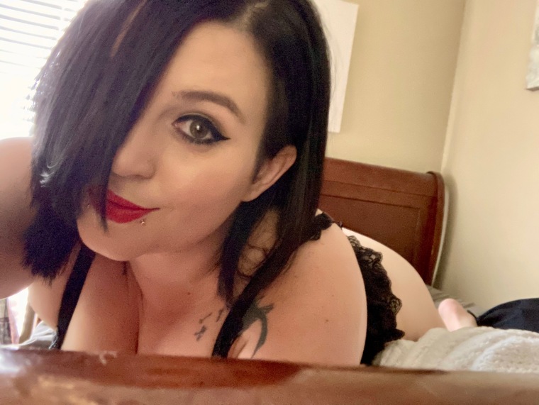 AshleyY36 banner image