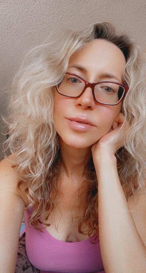LaurieLove cover image