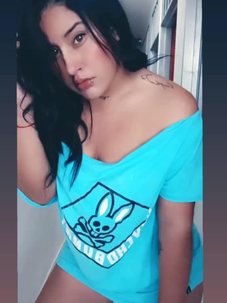 Daniela Gomez cover image