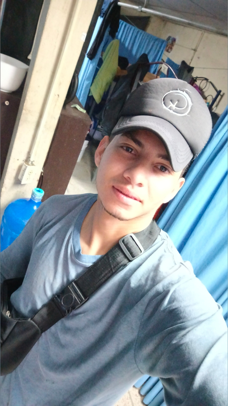 Carlos Giler Robles banner image