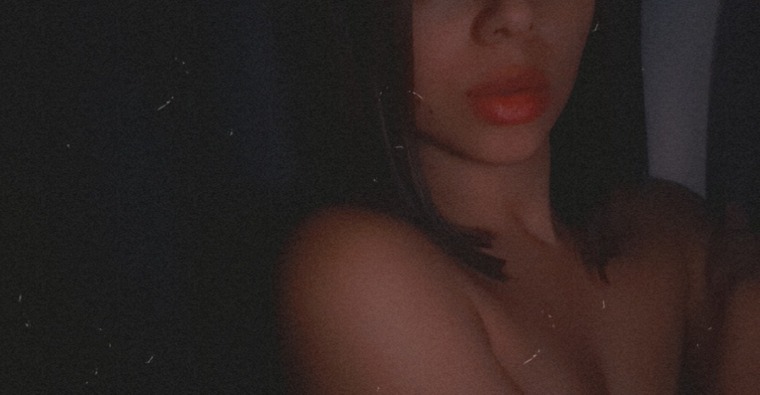 Nina π¨π·π€ banner image