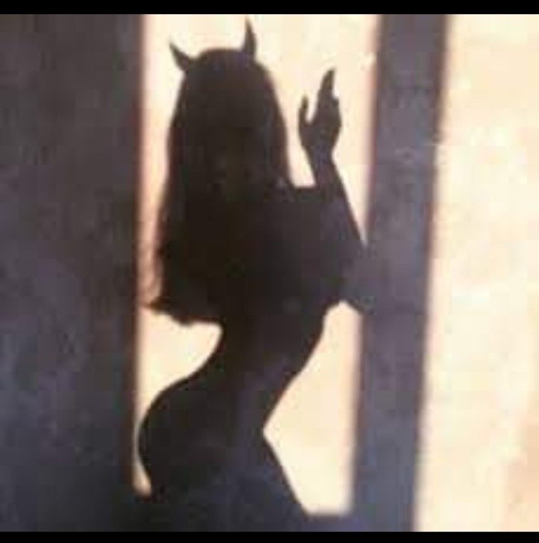 Karelly Santillanez cover image