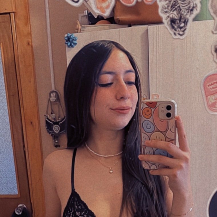 Daniela Bello banner image