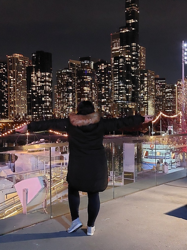 Mía cover image