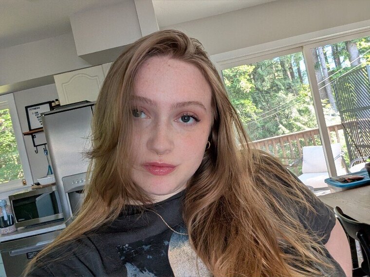 CozyBlondeBabe banner image