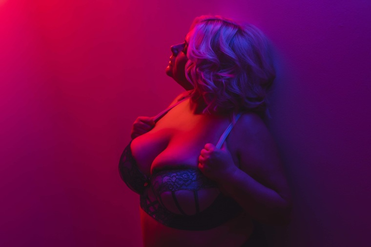 Bustymamma cover image