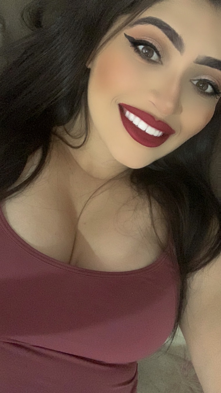 Larissa banner image