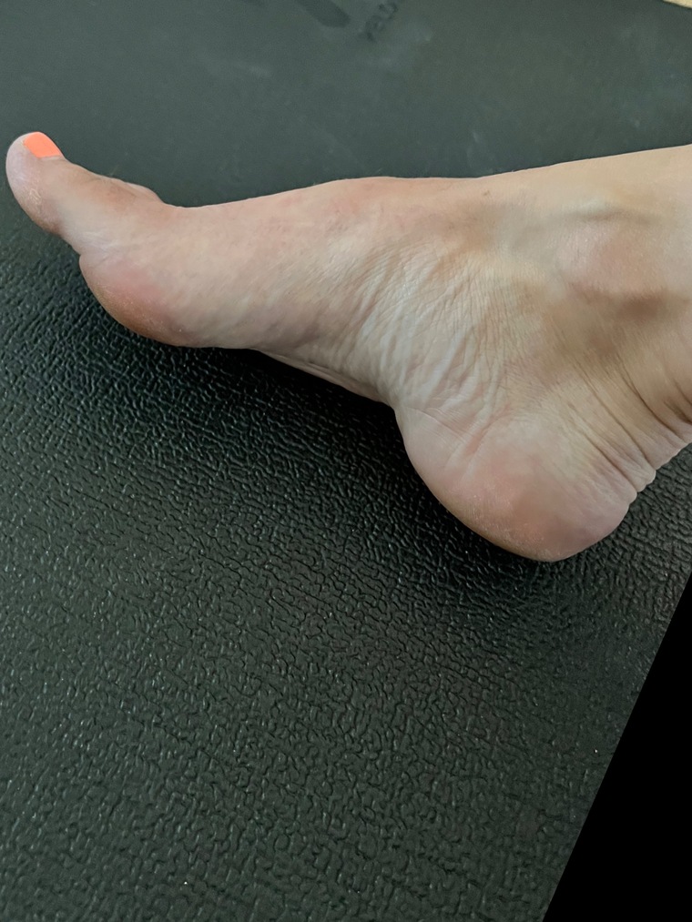 Twinkletoestootsiesmama cover image