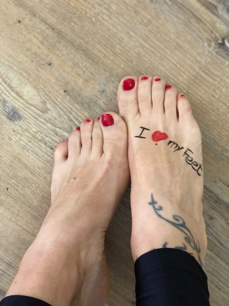 CandyFeet.38 banner image