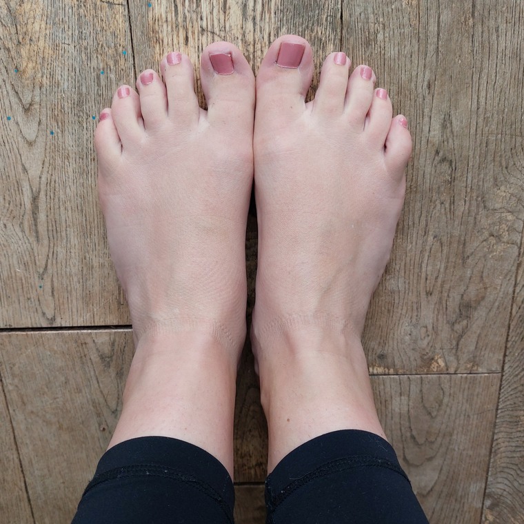 **Foxy-feet** banner image