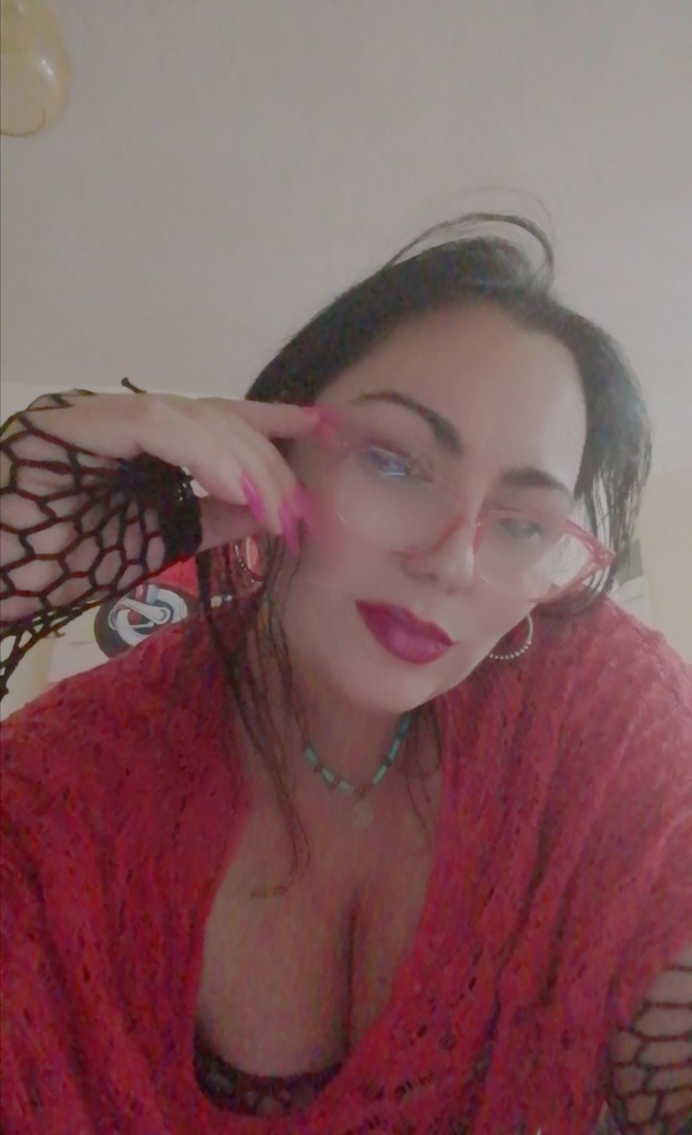 Lorena cabriolaty banner image