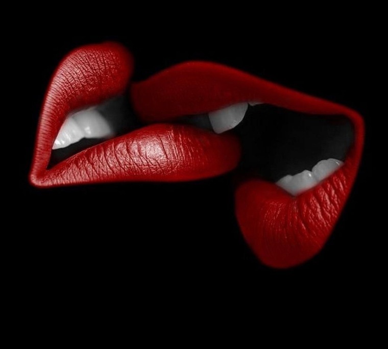 LouLou cover image