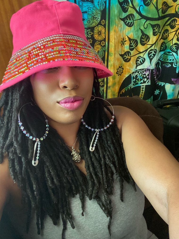 Teeteeluv cover image