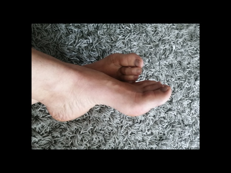 cutefeetforthewin banner image