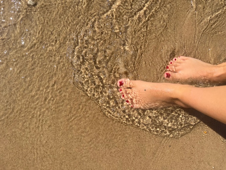Miss Piedi cover image