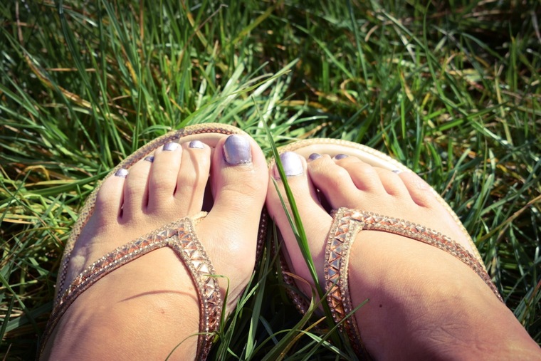 Beautiful Innocent feet banner image