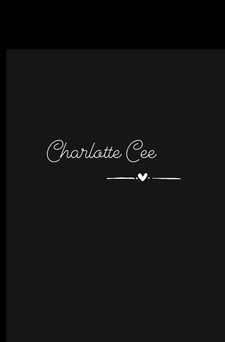 Charlotte Cee🖤 banner image