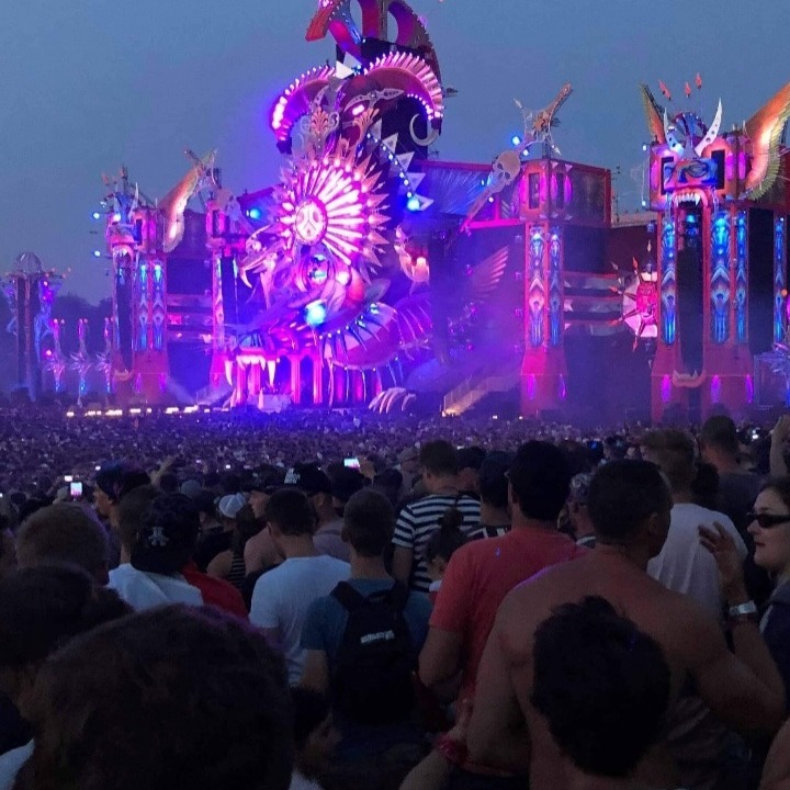 True DJ banner image