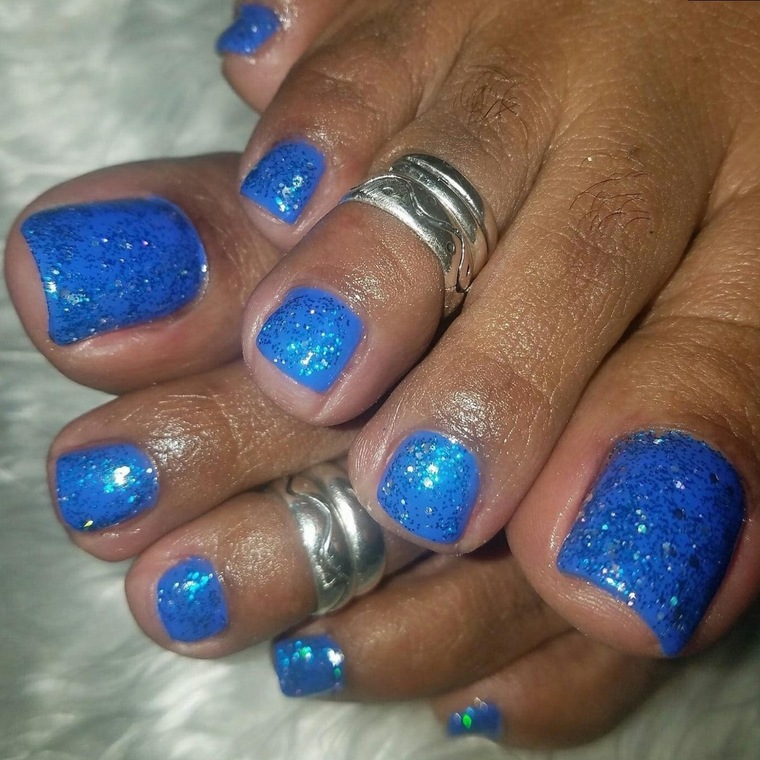 PrettyLittleToes cover image
