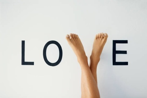 Dainty Toes cover image