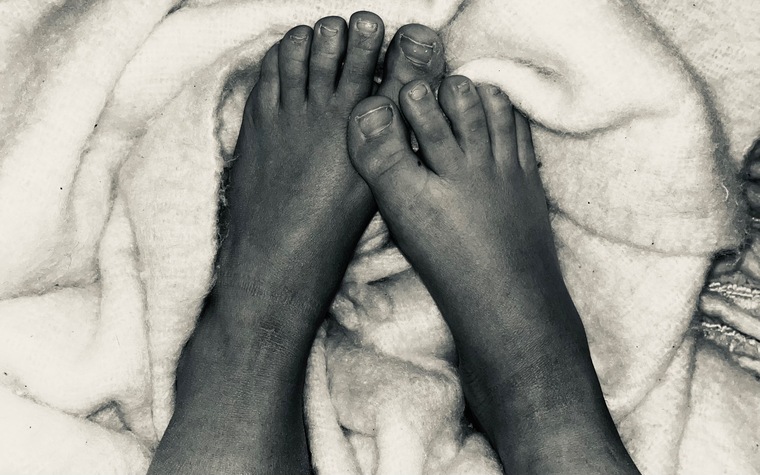 nakedmosfeet banner image
