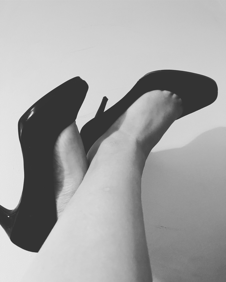 Prettyfeettxx cover image